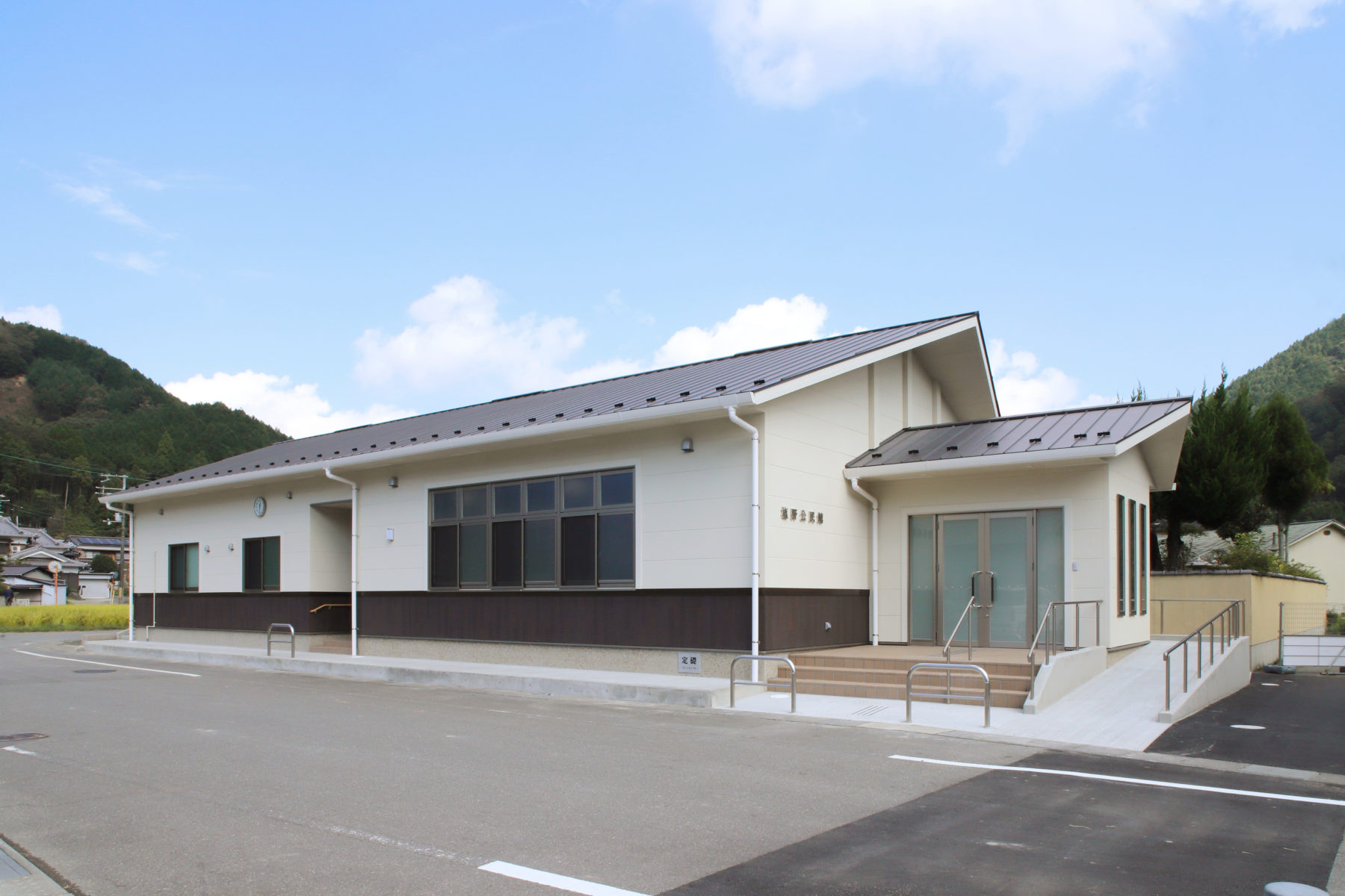 塩野公民館　（姫路市安富町）